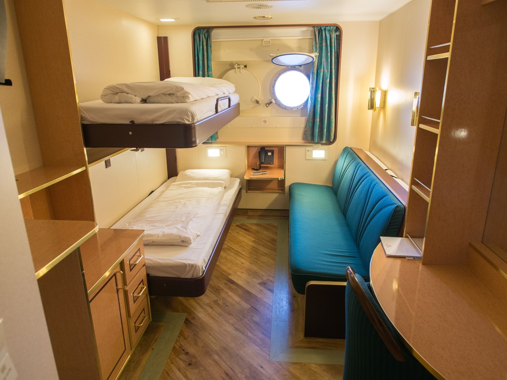 Hurtigruten MS Finnmarken Polar Outside 3 Berth.jpg